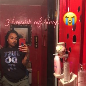 Meet your Posher, Claudia